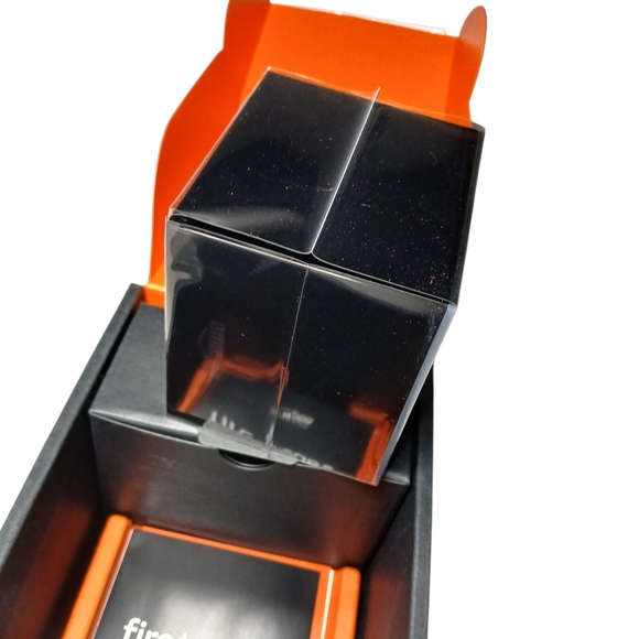 Amazon Fire TV Cube with Alexa - Picture 3 of 9